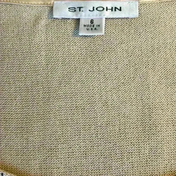 St. John gold  sequence tank top size 6 - Picture 6 of 6